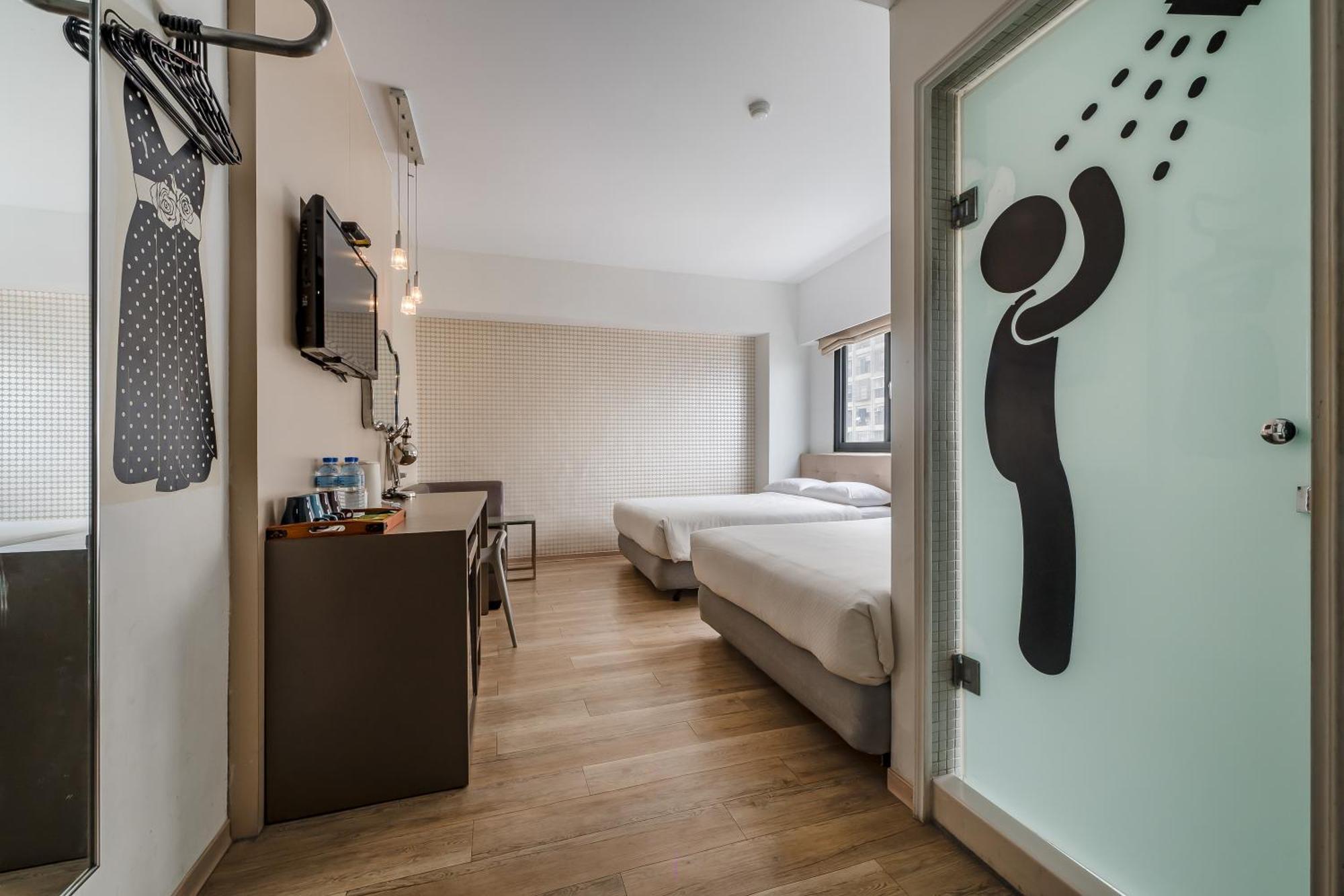 Check Inn Express Kaohsiung Love River Exterior foto