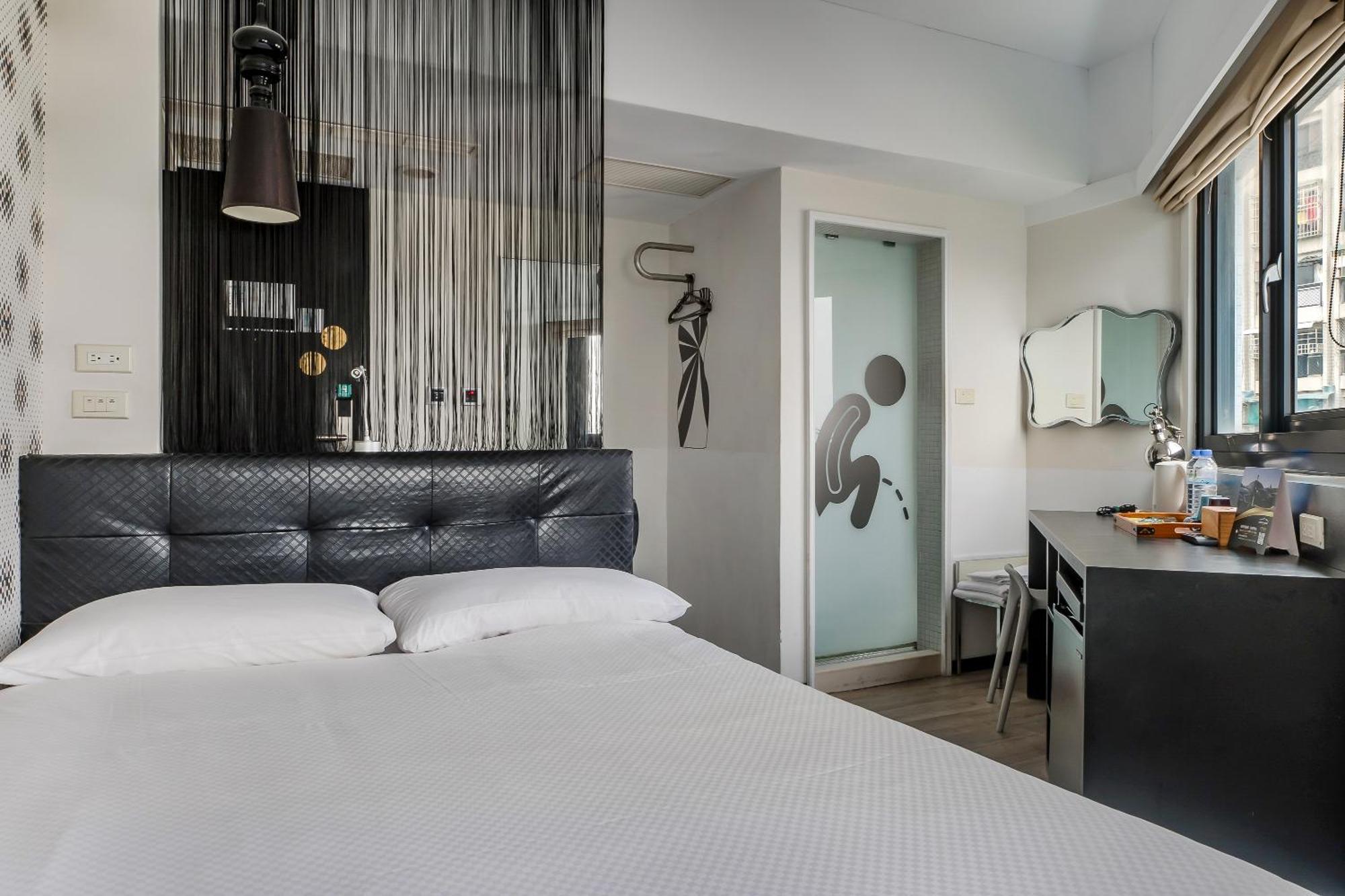 Check Inn Express Kaohsiung Love River Exterior foto